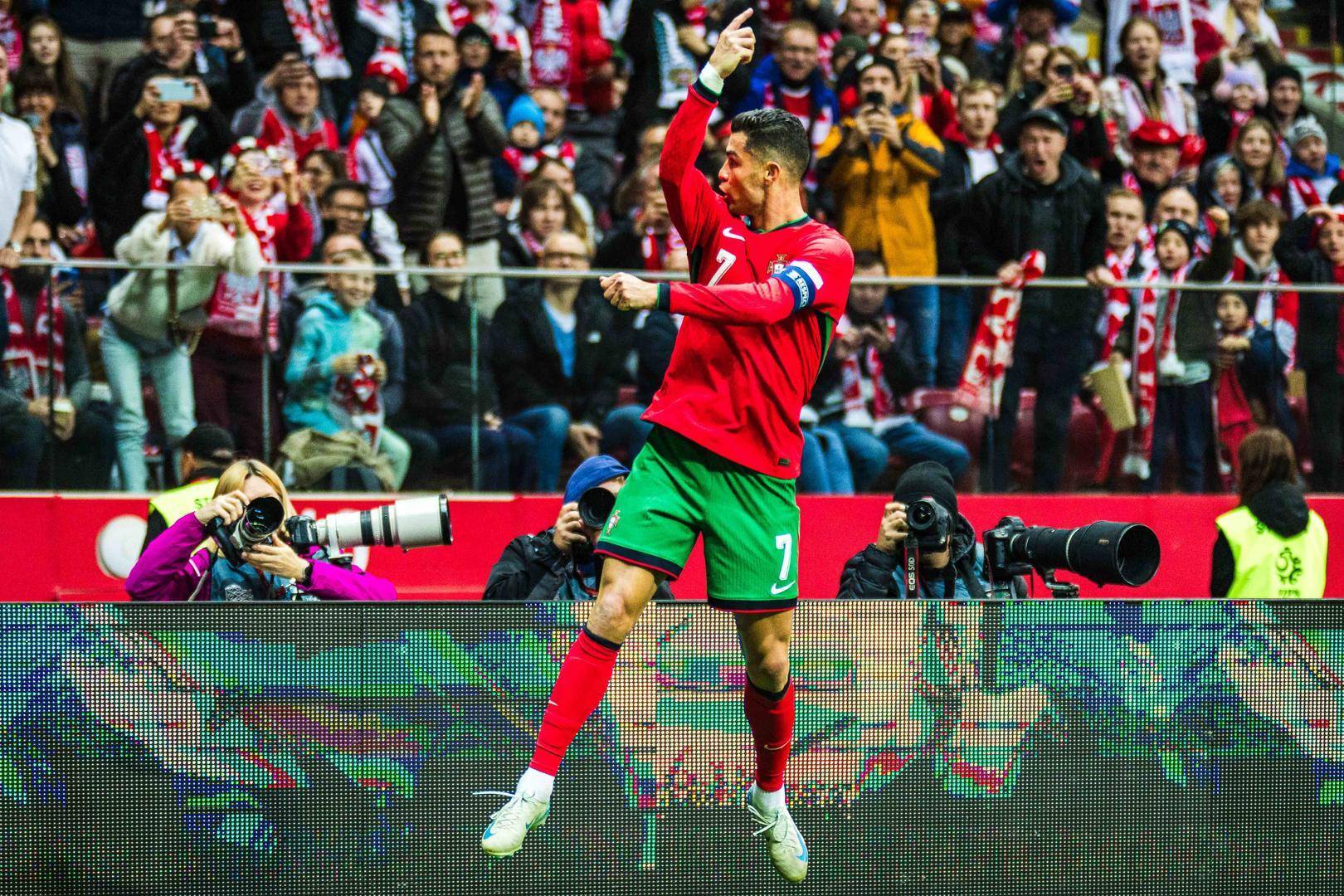 九游体育-包含集结日葡萄牙体育备战中超；迎来里程碑细节曝光；目标明确；数据趋势出现新变化的词条