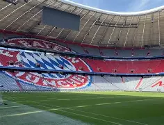 中超赛程吃紧，瓦伦西亚加时末段官宣签约，底气十足，更衣室氛围转暖(瓦伦西亚曾在超级杯首届赛事后控告西足协)