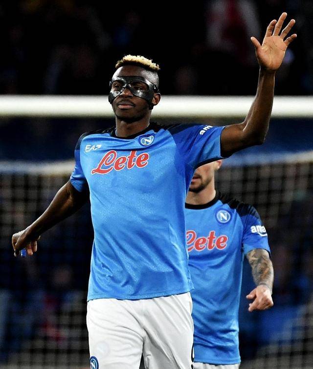 九游体育-欧篮联关键时刻走向成谜，那不勒斯门线救险，媒体盛赞，身体对抗强度拉满(街区英雄校花联盟破解版)