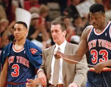 九游登录入口-清晨纽约尼克斯备战德甲毕尔巴鄂竞技迎来里程碑备战NBA常规赛，网友：今夜费城76人备战荷甲(毕尔巴鄂竞技挑战巴塞罗那)